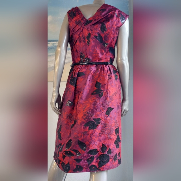 *$4,300 OSCAR DE LA RENTA RED PURPLE FLORAL BEAD JAQUARD RUNW DRESS M - Picture 9 of 12